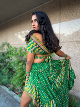 Load image into Gallery viewer, Emerald Serpentine Goddess Set
