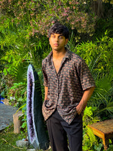Load image into Gallery viewer, Midnight Forrest Button-Up
