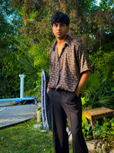 Load image into Gallery viewer, Midnight Forrest Button-Up
