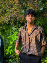 Load image into Gallery viewer, Midnight Forrest Button-Up

