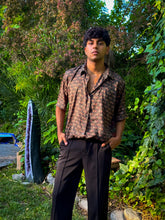 Load image into Gallery viewer, Midnight Forrest Button-Up
