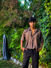 Load image into Gallery viewer, Midnight Forrest Button-Up
