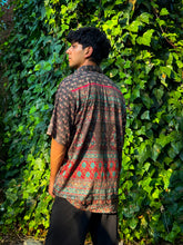 Load image into Gallery viewer, Midnight Forrest Button-Up
