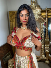 Load image into Gallery viewer, Royal Lotus Jasmine Set (SLIGHT DEFECT)
