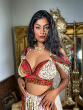 Load image into Gallery viewer, Royal Lotus Jasmine Set (SLIGHT DEFECT)
