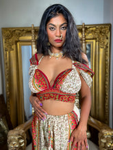Load image into Gallery viewer, Royal Lotus Jasmine Set (SLIGHT DEFECT)
