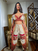 Load image into Gallery viewer, Royal Lotus Jasmine Set (SLIGHT DEFECT)
