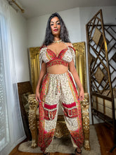 Load image into Gallery viewer, Royal Lotus Jasmine Set (SLIGHT DEFECT)

