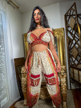 Load image into Gallery viewer, Royal Lotus Jasmine Set (SLIGHT DEFECT)
