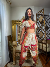 Load image into Gallery viewer, Royal Lotus Jasmine Set (SLIGHT DEFECT)
