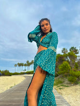 Load image into Gallery viewer, Diamond Dahlia Jasmine Set

