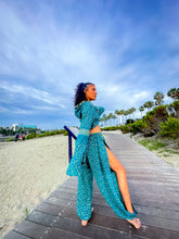 Load image into Gallery viewer, Diamond Dahlia Jasmine Set
