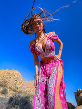 Load image into Gallery viewer, Pink Diamonds Jasmine Set
