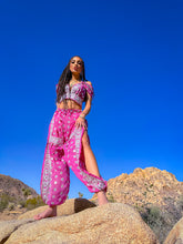 Load image into Gallery viewer, Pink Diamonds Jasmine Set
