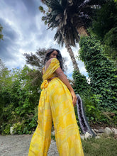 Load image into Gallery viewer, Yellow Submarine Jasmine Set (NO SLITS)
