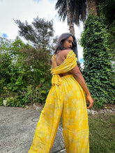 Load image into Gallery viewer, Yellow Submarine Jasmine Set (NO SLITS)
