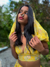 Load image into Gallery viewer, Yellow Submarine Jasmine Set (NO SLITS)
