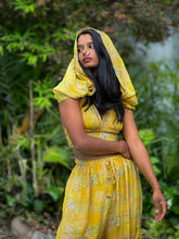 Load image into Gallery viewer, Yellow Submarine Jasmine Set (NO SLITS)
