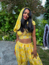 Load image into Gallery viewer, Yellow Submarine Jasmine Set (NO SLITS)
