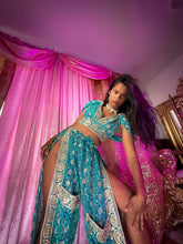 Load image into Gallery viewer, Diamond Baby Jasmine Set
