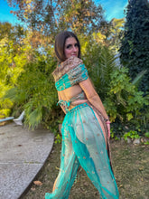 Load image into Gallery viewer, Golden Jade Jasmine Set
