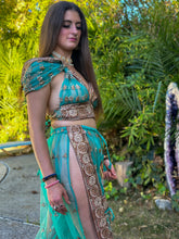 Load image into Gallery viewer, Golden Jade Jasmine Set
