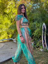 Load image into Gallery viewer, Golden Jade Jasmine Set
