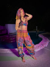 Load image into Gallery viewer, Bohemian Rainbow Jasmine Set (NO SLIT)
