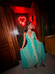 Jasmine's Magic Dress