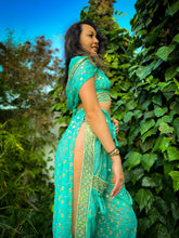 Load image into Gallery viewer, Turquoise Gold Jasmine Set
