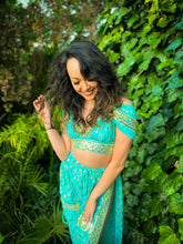 Load image into Gallery viewer, Turquoise Gold Jasmine Set
