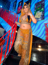 Load image into Gallery viewer, Divine Sunrise Jasmine Set
