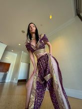 Load image into Gallery viewer, Royal Gold Jasmine Set
