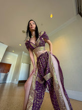 Load image into Gallery viewer, Royal Gold Jasmine Set
