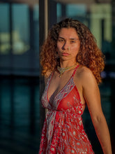Load image into Gallery viewer, Diamond Love Feather Magic Dress
