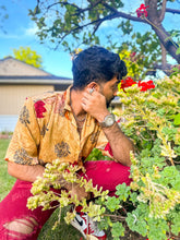Load image into Gallery viewer, Golden Roses Button Up Shirt
