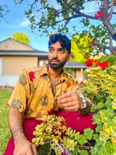 Load image into Gallery viewer, Golden Roses Button Up Shirt
