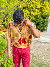 Load image into Gallery viewer, Golden Roses Button Up Shirt
