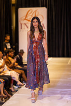 Load image into Gallery viewer, Royal Princess Magic Dress
