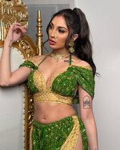 Load image into Gallery viewer, Forest gold jasmine Set
