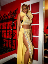 Load image into Gallery viewer, Dandelion Diamonds Jasmine Set
