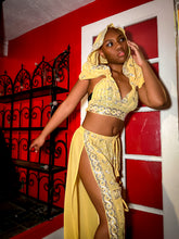 Load image into Gallery viewer, Dandelion Diamonds Jasmine Set
