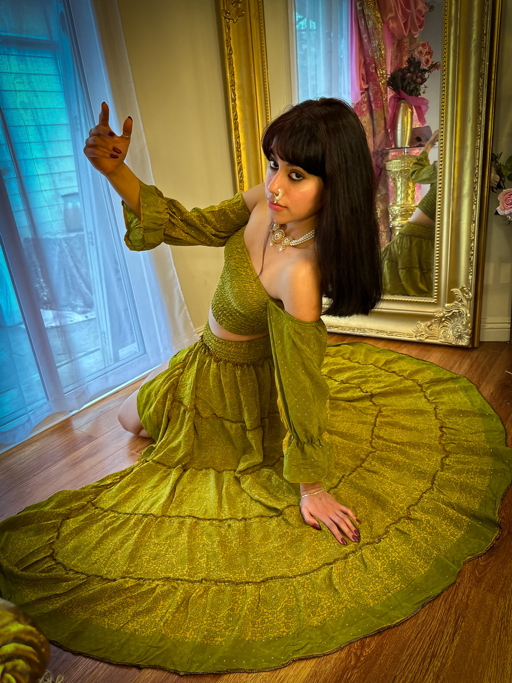 Forest Flower Bollywood Set