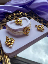 Load image into Gallery viewer, The Jiya Kundan Necklace Set
