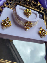 Load image into Gallery viewer, The Jiya Kundan Necklace Set
