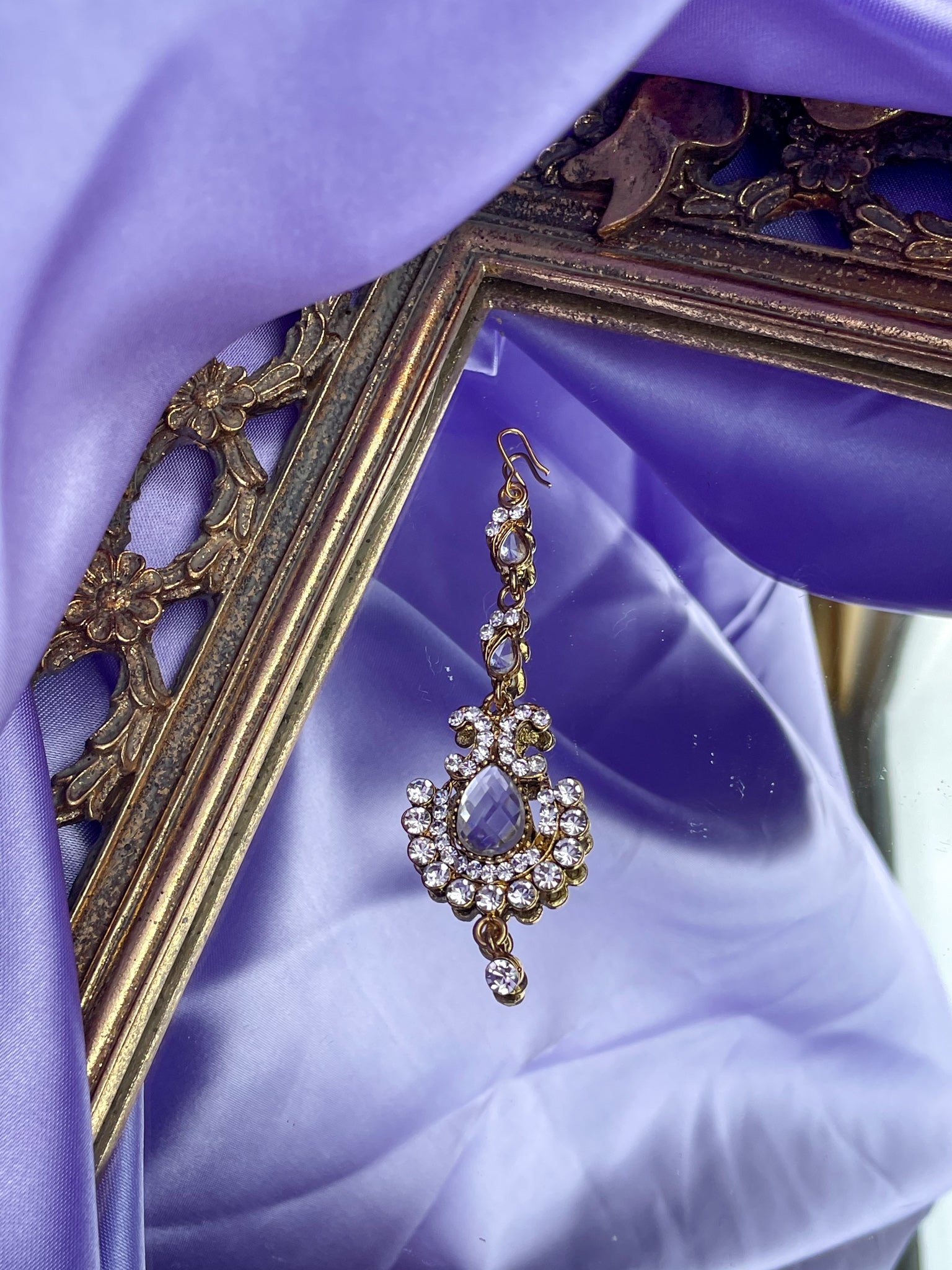 Amrita Tikka Headpiece