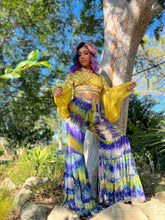 Load image into Gallery viewer, Lime Flowers Wrap Top
