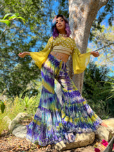 Load image into Gallery viewer, Lime Flowers Wrap Top

