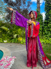 Load image into Gallery viewer, Amethyst Rose Hooded Kimono
