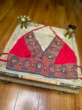 Load image into Gallery viewer, Passionflower Honeycomb Halter Top
